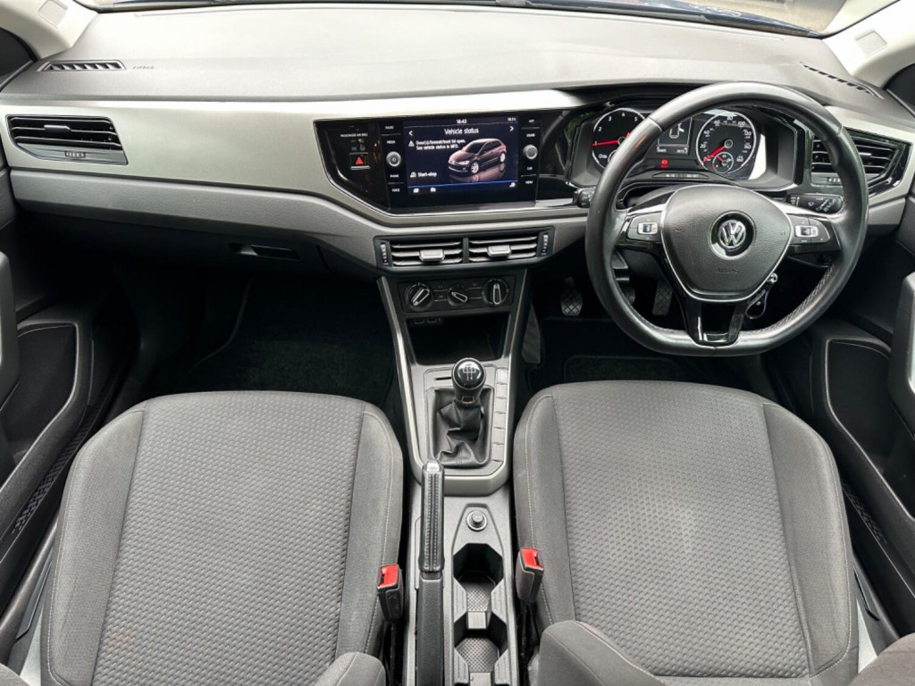 View VOLKSWAGEN POLO 1.0 TSI SE