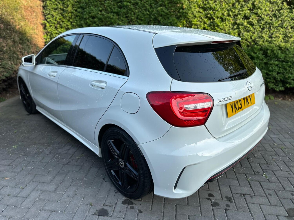 View MERCEDES-BENZ A CLASS 2.0 A250 BlueEfficiency Engineered by AMG