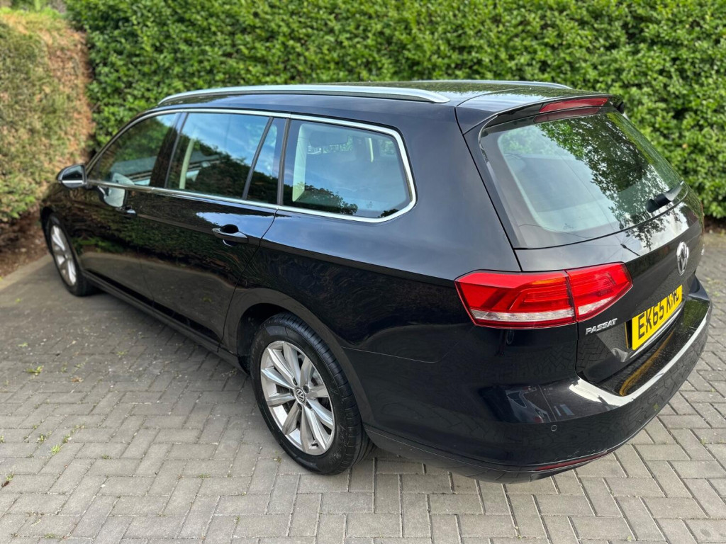 View VOLKSWAGEN PASSAT 2.0 TDI BlueMotion Tech SE
