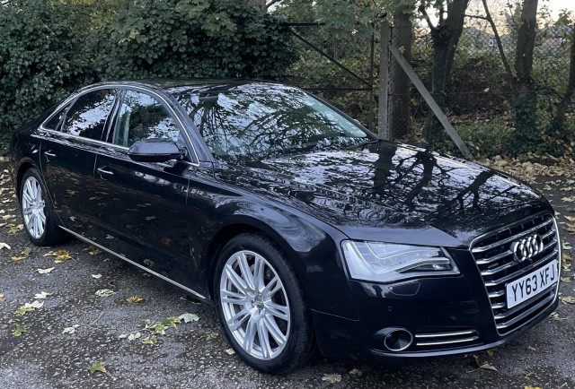 AUDI A8 3.0 TDI V6 Sport Executive