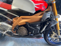 APRILIA Tuono 1000
