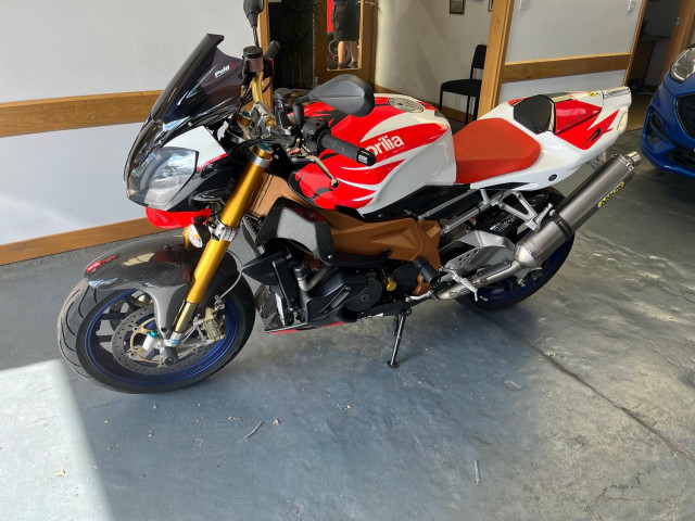 APRILIA Tuono 1000