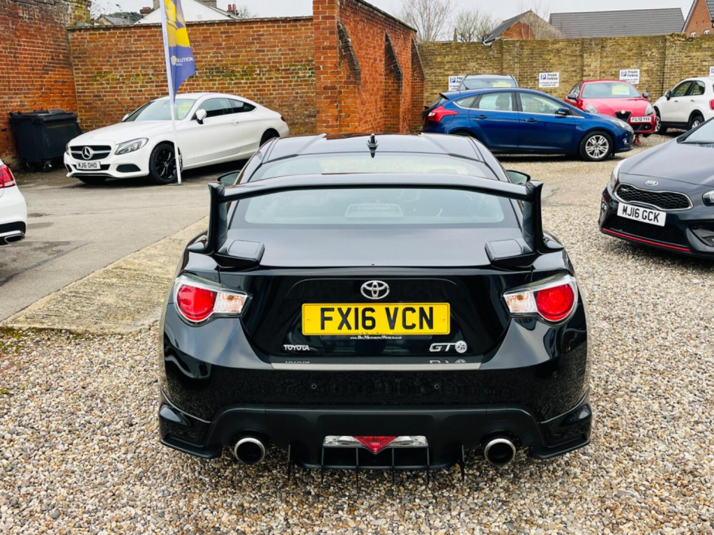TOYOTA GT86