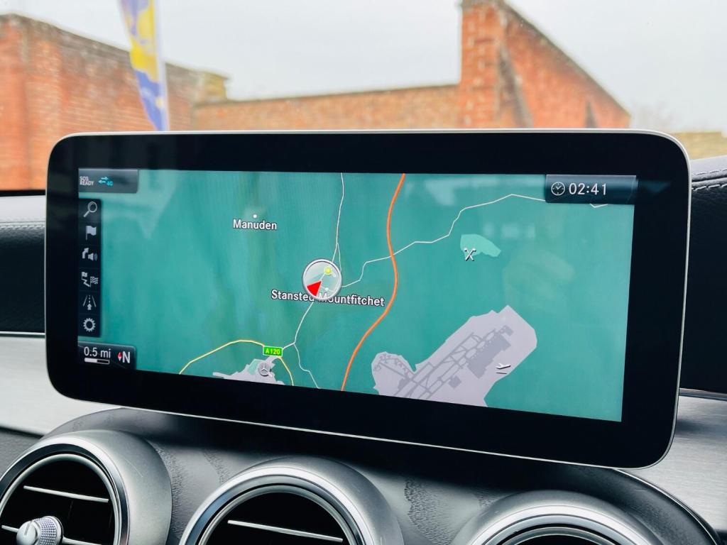 MERCEDES-BENZ C CLASS