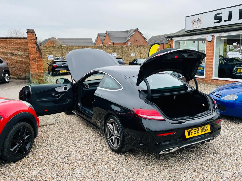 MERCEDES-BENZ C CLASS