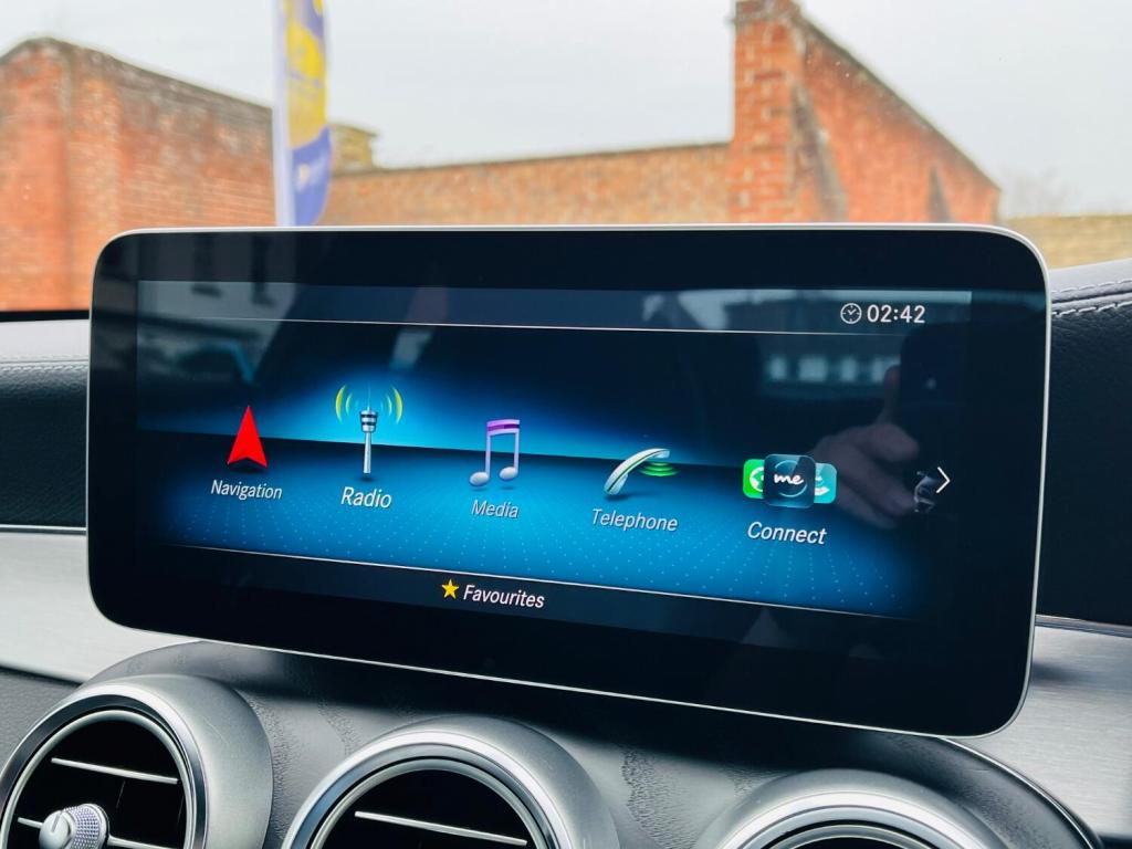 MERCEDES-BENZ C CLASS