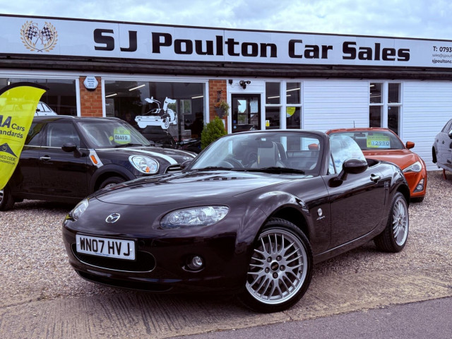 MAZDA MX-5 2.0 i