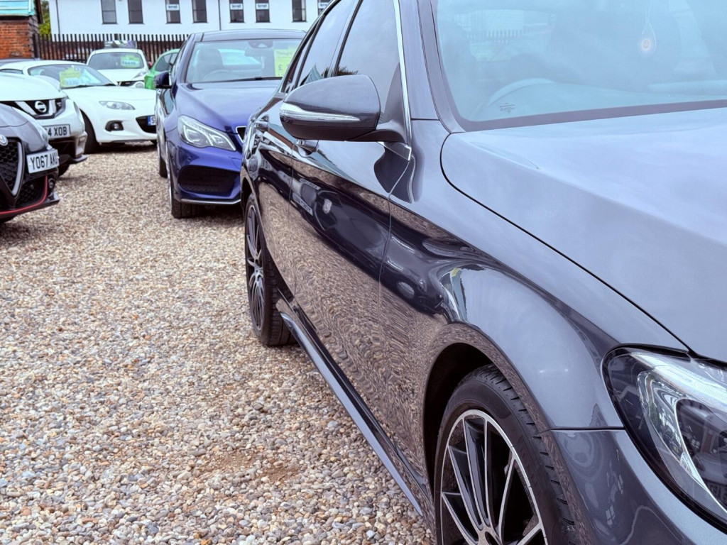 MERCEDES-BENZ C CLASS