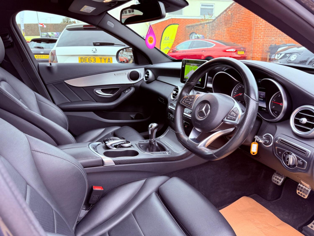 MERCEDES-BENZ C CLASS