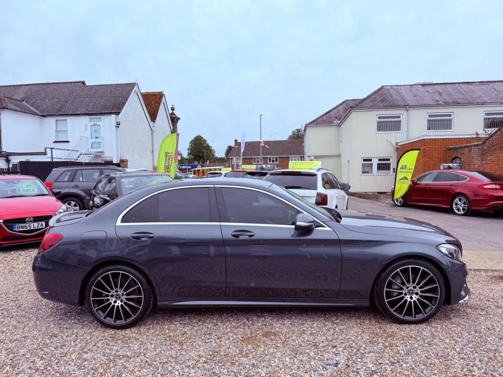 MERCEDES-BENZ C CLASS