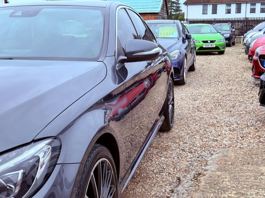 MERCEDES-BENZ C CLASS