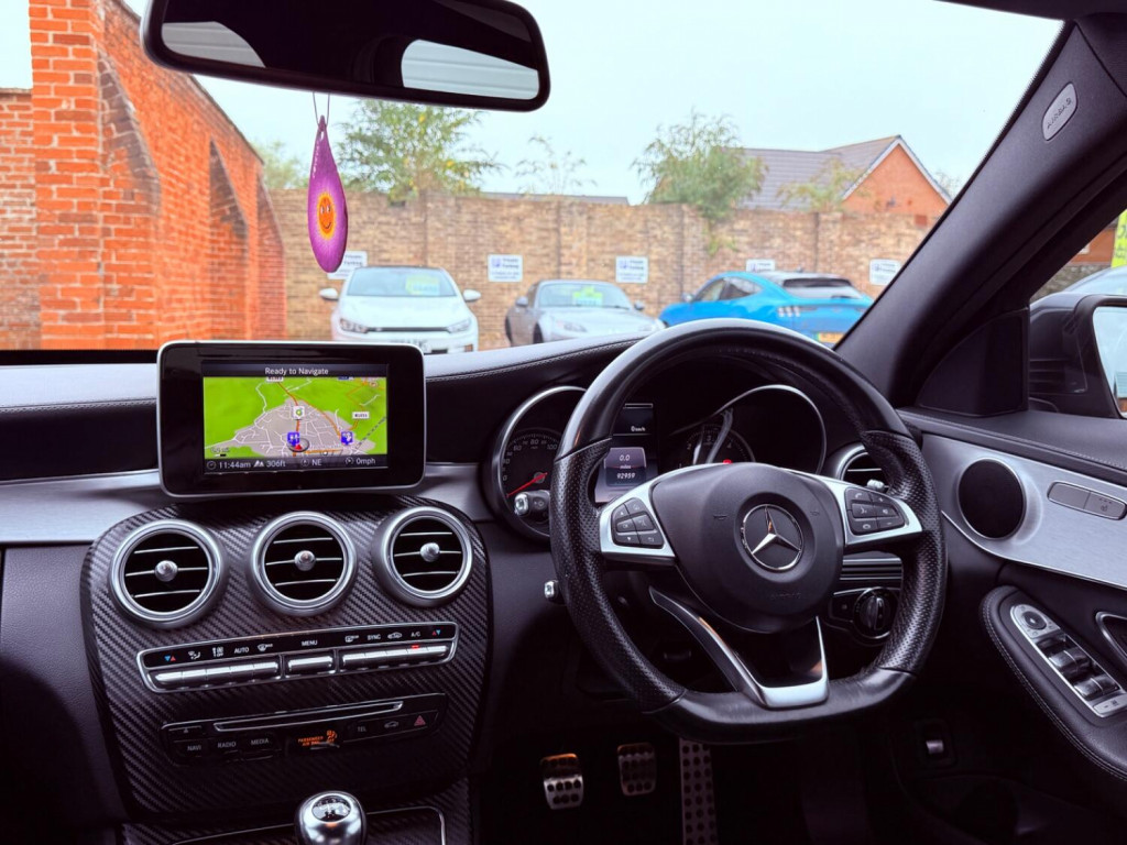 MERCEDES-BENZ C CLASS