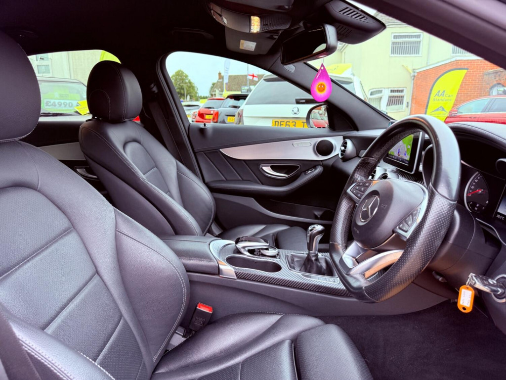 MERCEDES-BENZ C CLASS