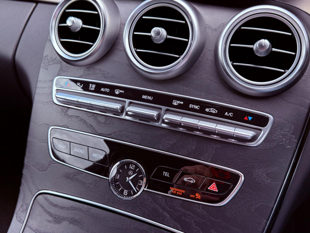 MERCEDES-BENZ C CLASS