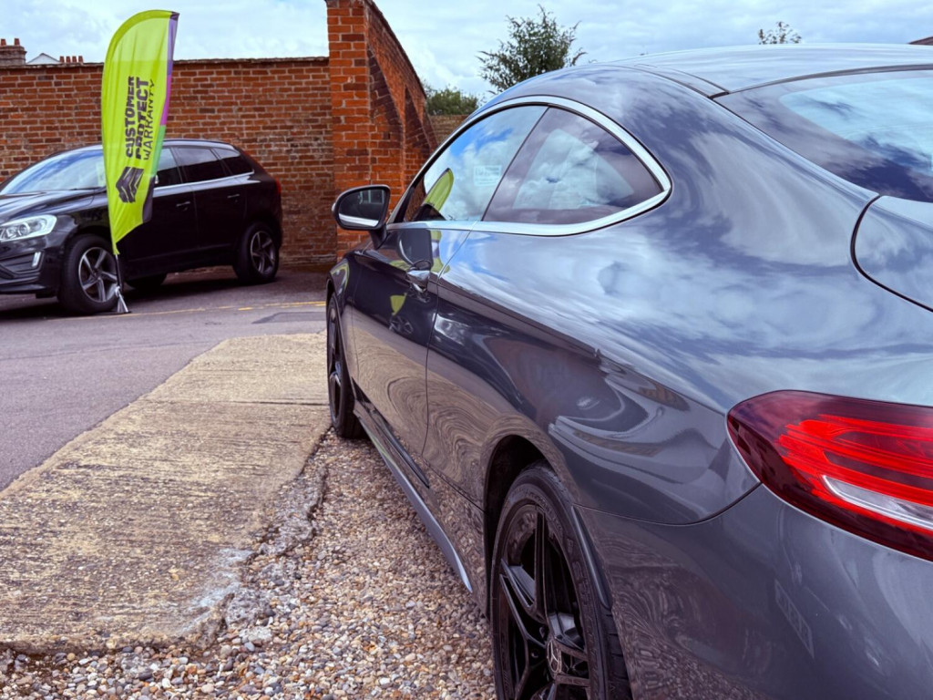 MERCEDES-BENZ C CLASS