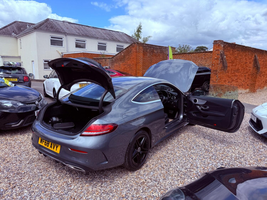 MERCEDES-BENZ C CLASS