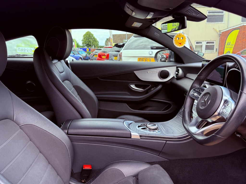 MERCEDES-BENZ C CLASS