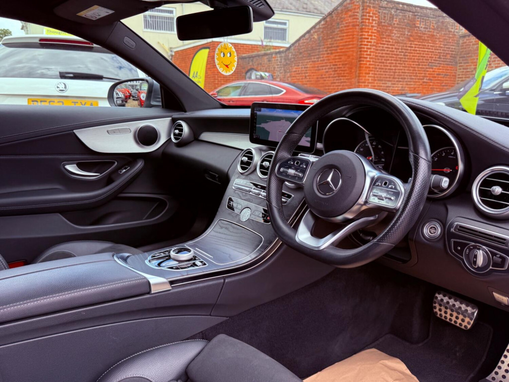 MERCEDES-BENZ C CLASS