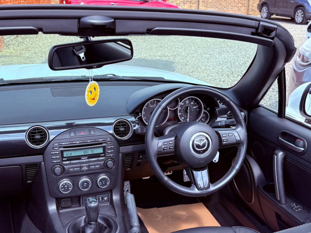 MAZDA MX-5