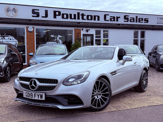 MERCEDES-BENZ SLC 1.6 SLC180 AMG Line