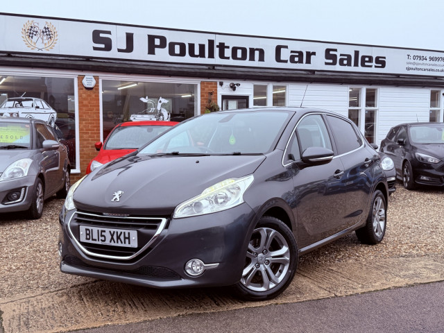 PEUGEOT 208 1.6 VTi Allure