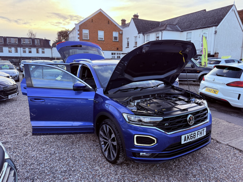 VOLKSWAGEN T-ROC