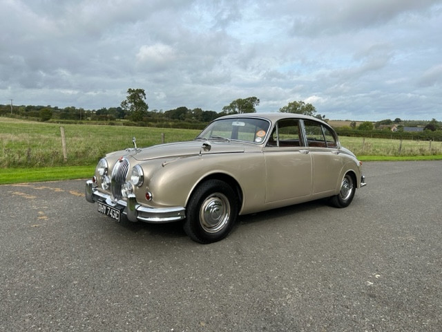 JAGUAR MARK II 3.x4 Manual Overdrive (1965)