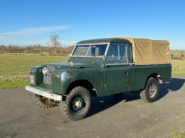 LAND ROVER     (1959)