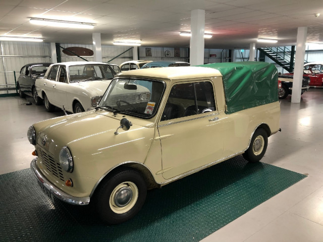 AUSTIN MINI  HL (1982)