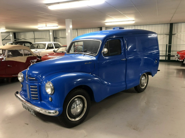 AUSTIN A40  A40 Devon Van (1954)