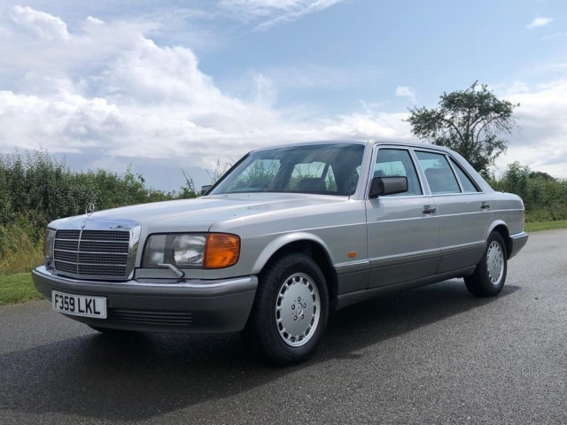 MERCEDES-BENZ 560 SEL Automatic (1989)