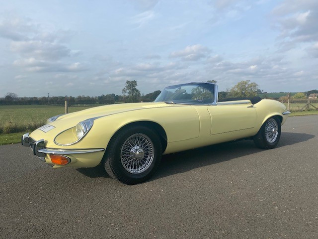 JAGUAR E-TYPE  (1973)