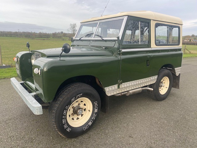 LAND ROVER SERIES II A (1968)