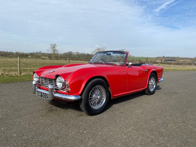 TRIUMPH TR4  (1964)