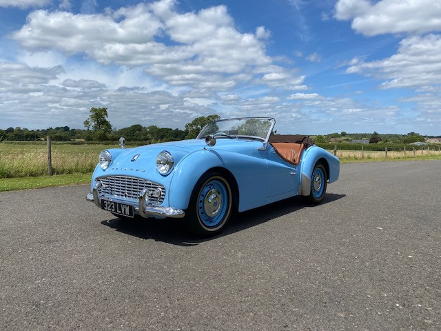 TRIUMPH TR3  (1958)