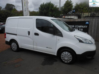 NISSAN E-NV200