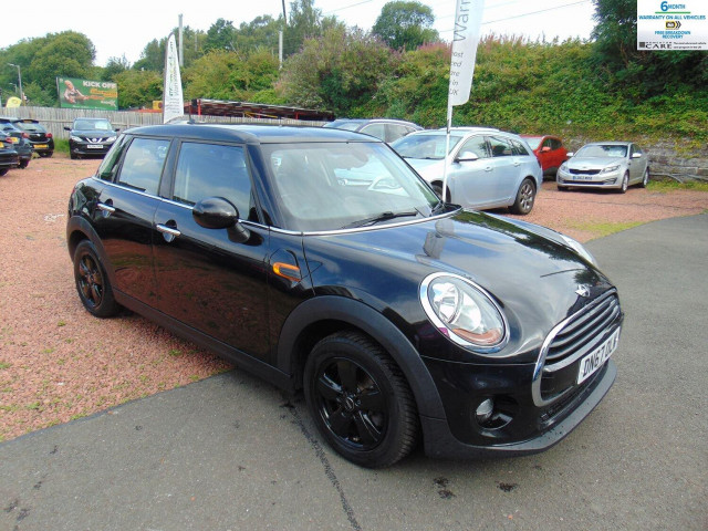 MINI HATCH