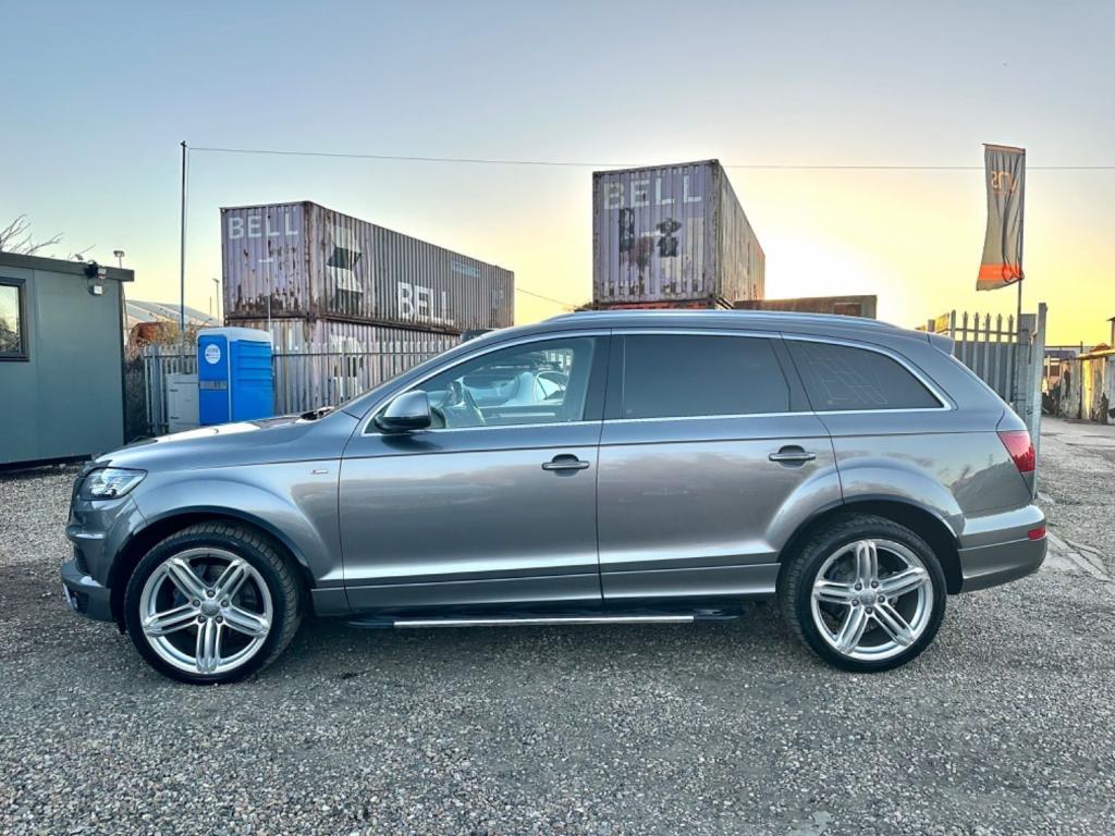 AUDI Q7