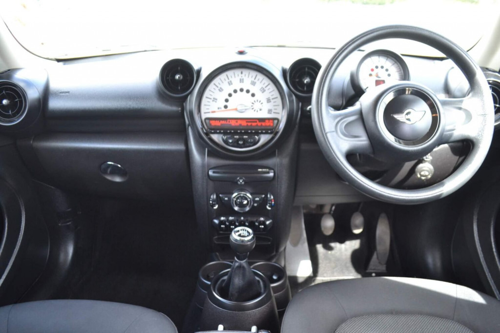 View MINI COUNTRYMAN 1.6 Cooper Euro 6 (s/s) 5dr