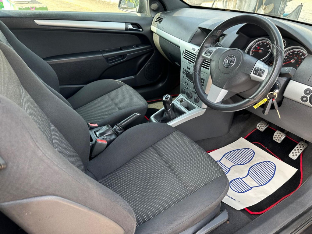 View VAUXHALL ASTRA 1.6i 16v SXi Sport Hatch 3dr
