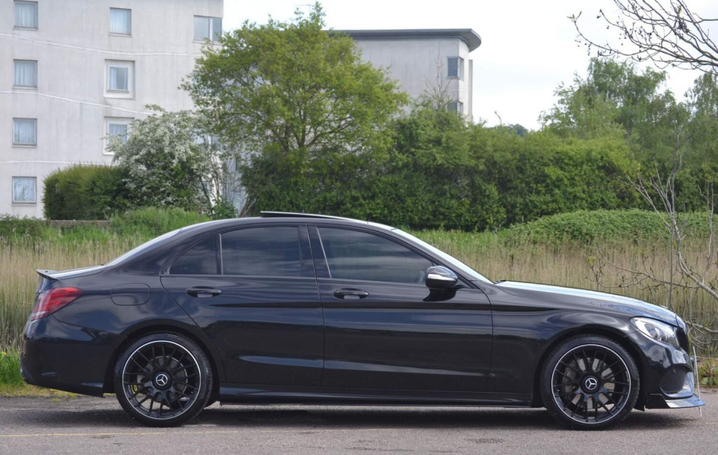 View MERCEDES-BENZ C CLASS 2.1 C250 BlueTEC AMG Line G-Tronic+ Euro 6 (s/s) 4dr