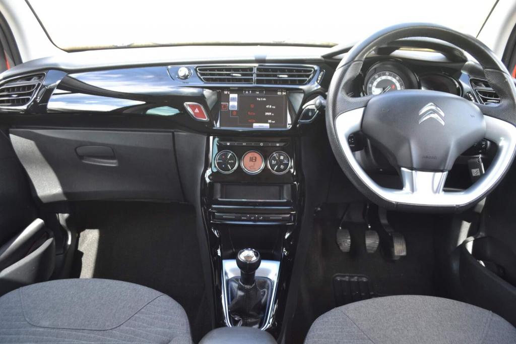 View CITROEN C3 1.2 PureTech Platinum Euro 6 5dr