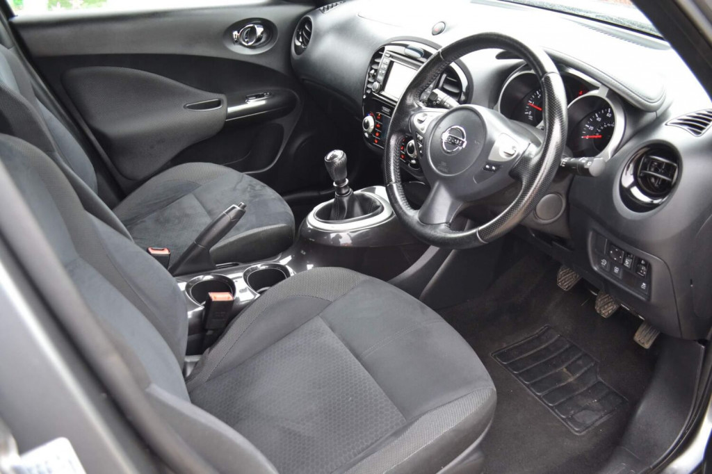 NISSAN JUKE