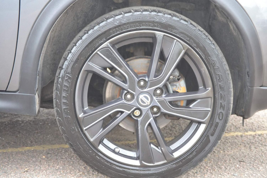 NISSAN JUKE