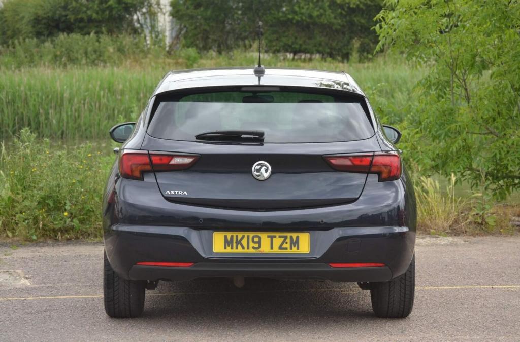 VAUXHALL ASTRA