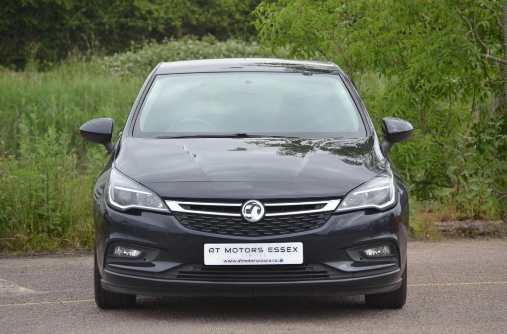 View VAUXHALL ASTRA 1.6 CDTi BlueInjection Tech Line Nav Euro 6 (s/s) 5dr
