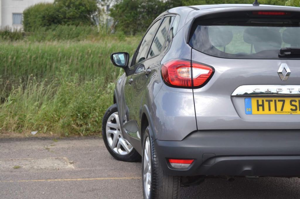 RENAULT CAPTUR