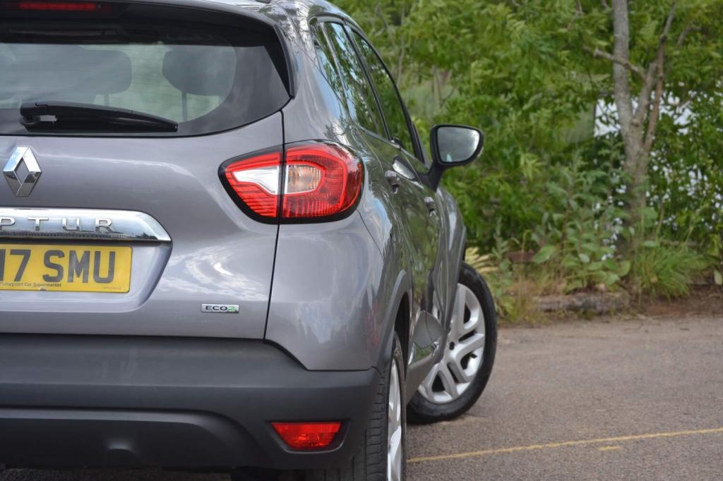 RENAULT CAPTUR