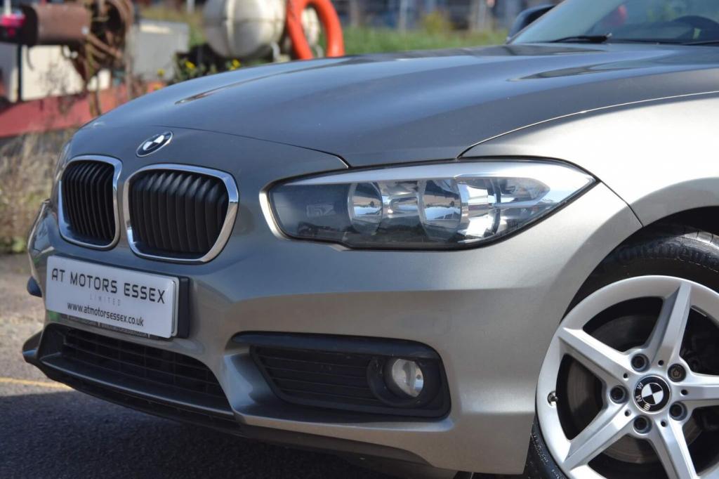 BMW 1 SERIES