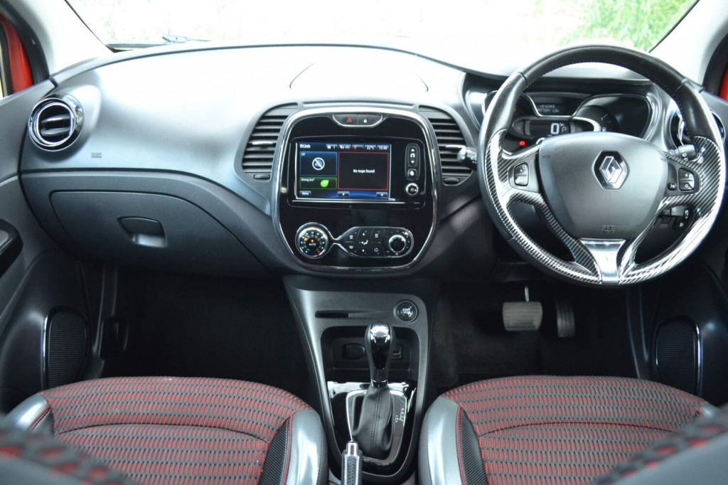 View RENAULT CAPTUR 1.2 TCe Signature EDC Euro 5 5dr